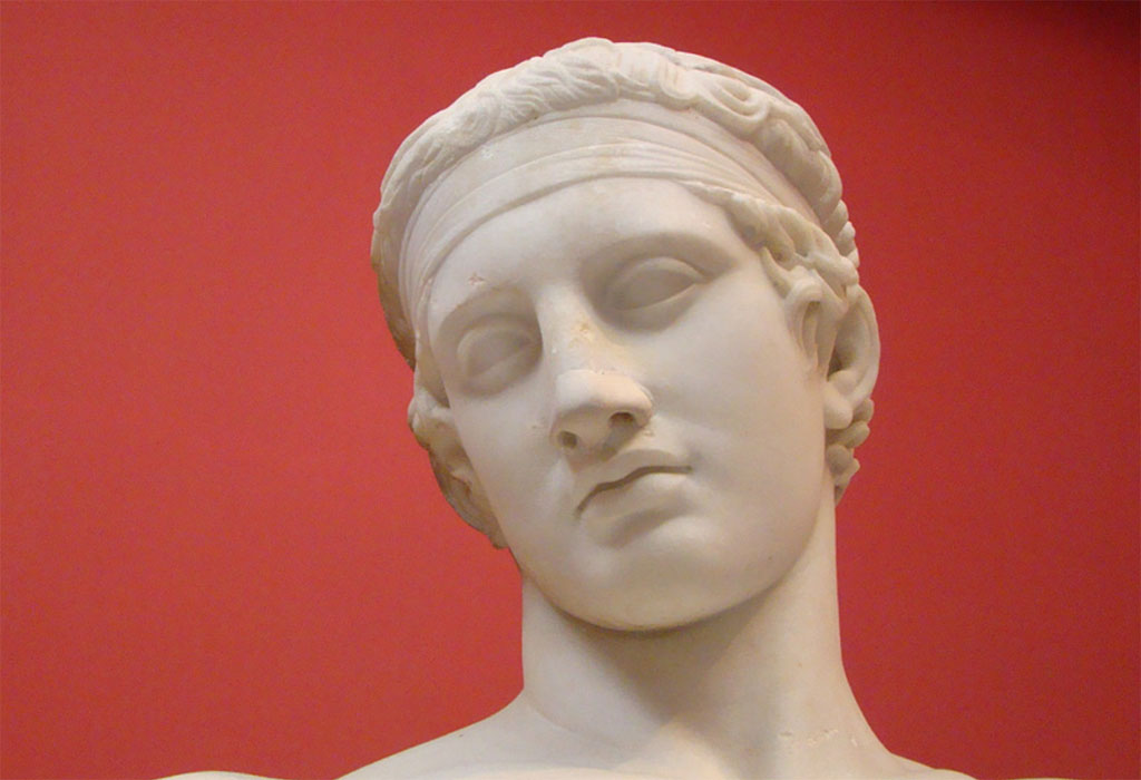 Statue au musée d'archéologie d'Athènes